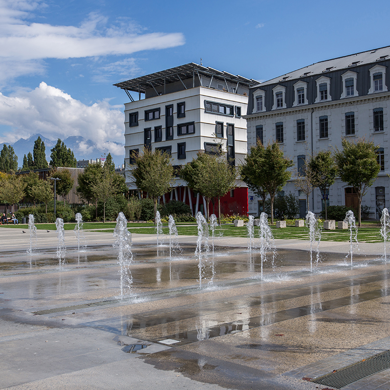 mardi 29 septembre 2015
Quartier de Bonne. Esplanade Général Alain Le Ray.                            Sylvain Frappat - Ville de Grenoble 2015